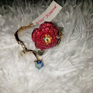 Betsey johnson bracelet
